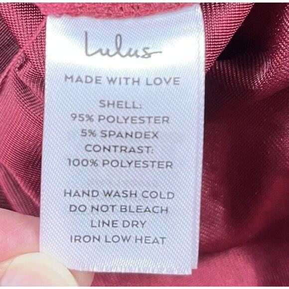 Lulus Wine Red Velvet‎ Sparkly Long Sleeve Romper Size M Stretch Tie High Waist - Picture 10 of 10